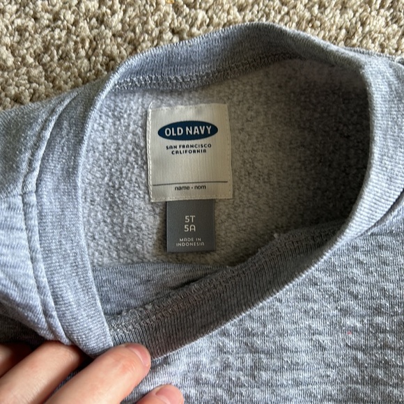 ON Kangaroo Pouch Crewneck - Picture 2 of 4